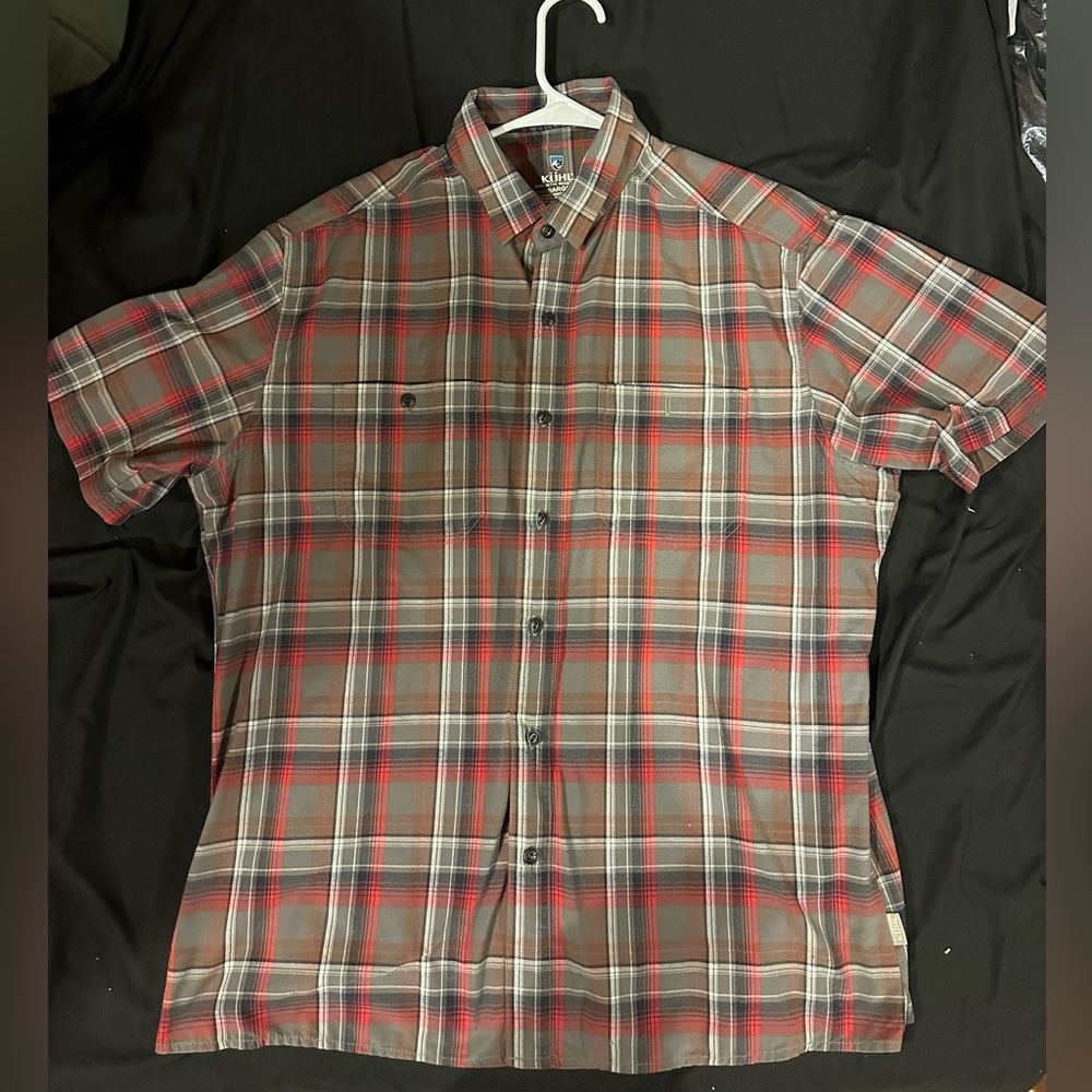 Kuhl button up short sleeve plaid shirt